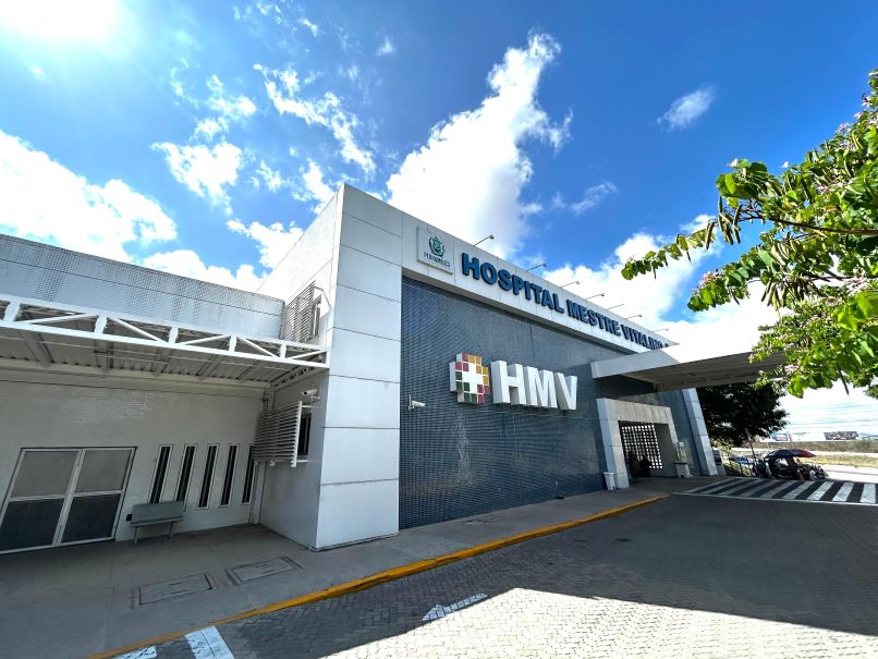 Frente do Hospital Mestre Vitallino