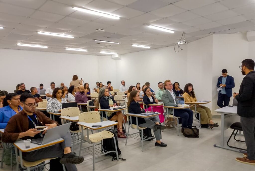 SES-PE capacita servidores para implementação de Centro de Inteligência em Saúde de Pernambuco